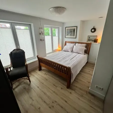 Plein 1944 * Неймеген